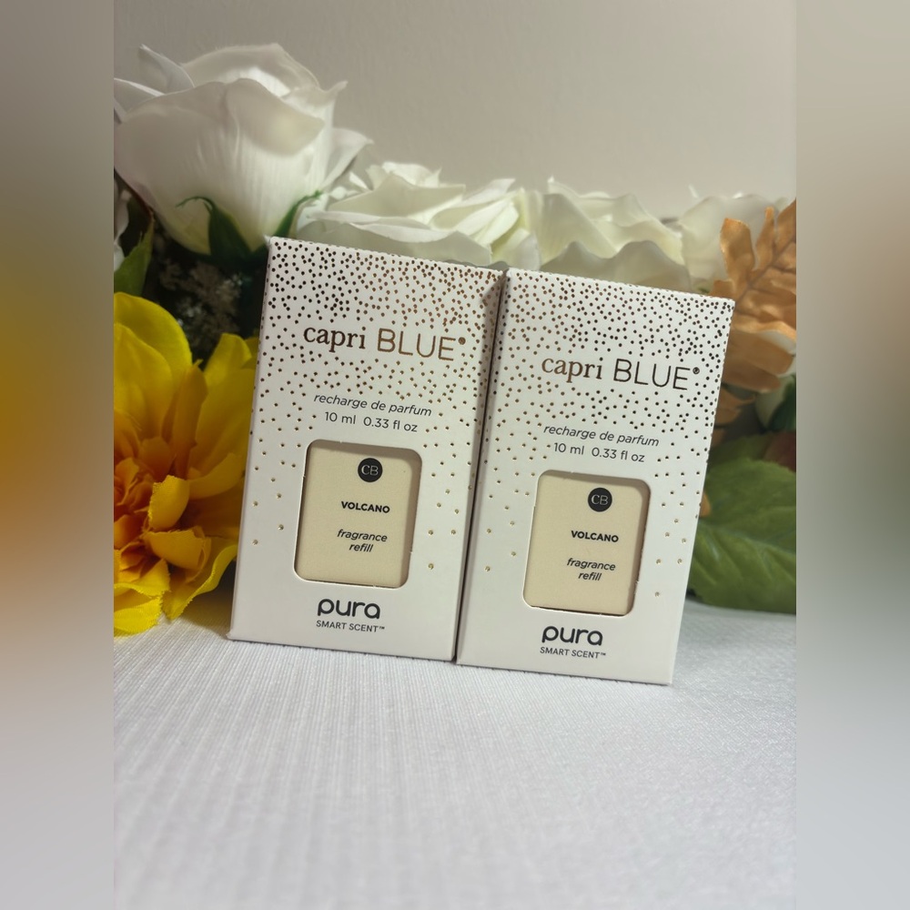 Capri Blue Pura Smart Home Plug-in Diffuser Refills – Holiday Volcano(Pack of 2) - Picture 2 of 6